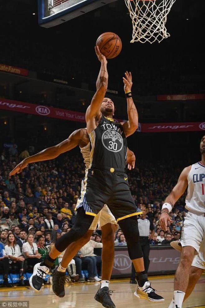 关于菲律宾男篮力克勇士B队，贝弗利打破历史纪录的信息