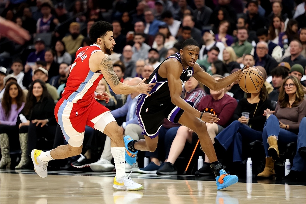 灰熊绝杀魔术,拉文统治全场的简单介绍 灰熊绝杀魔术,拉文统治全场的简单介绍