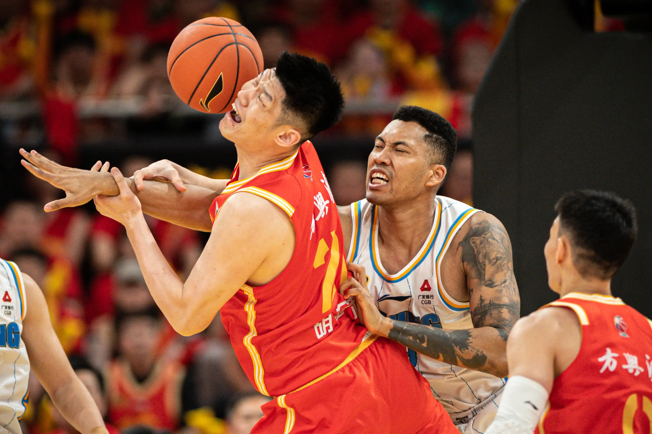 PG SOFT游戏-包含新晋球星闪耀全场，独中两元帮助球队获胜的词条