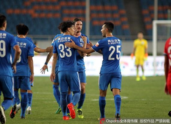 重庆力帆客场-不敌广州富力，遭遇连败的简单介绍