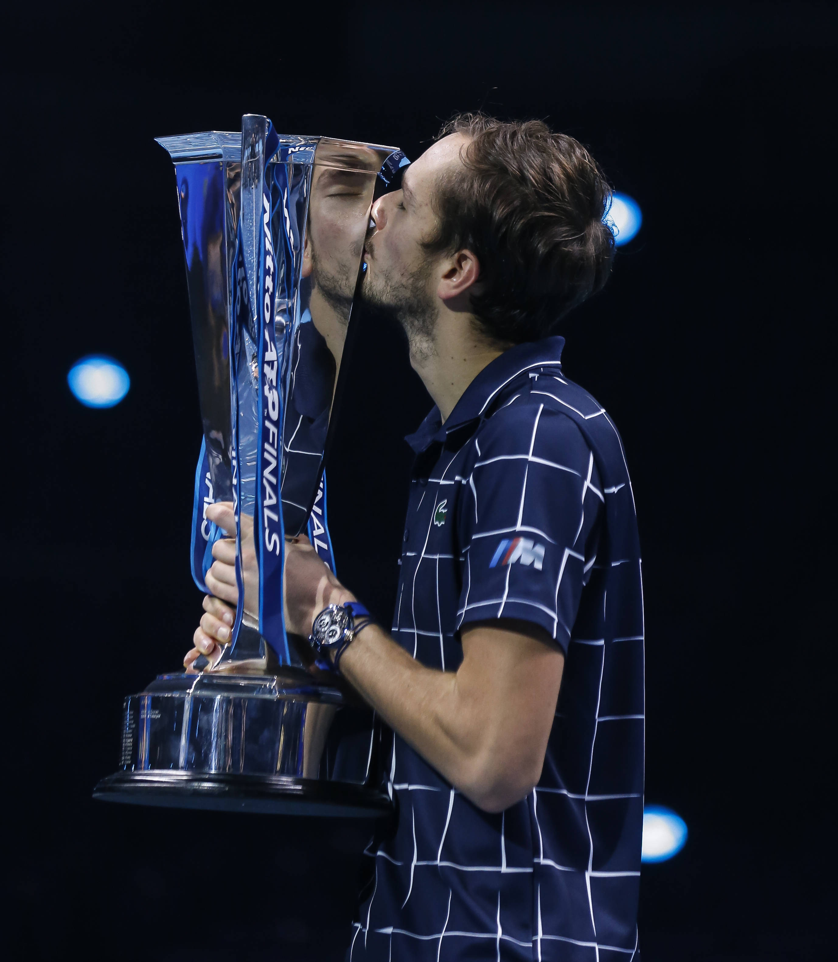 日本网球队绝杀英国网球队，梅德韦杰夫完成帽子戏法的简单介绍